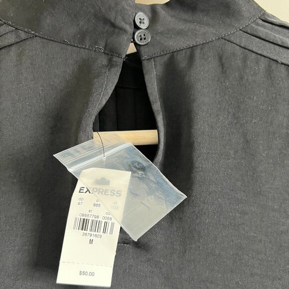 NWT | Express Chic Black Long Sleeve Blouse | Pleated Detail | Size Medium - Picture 6 of 6
